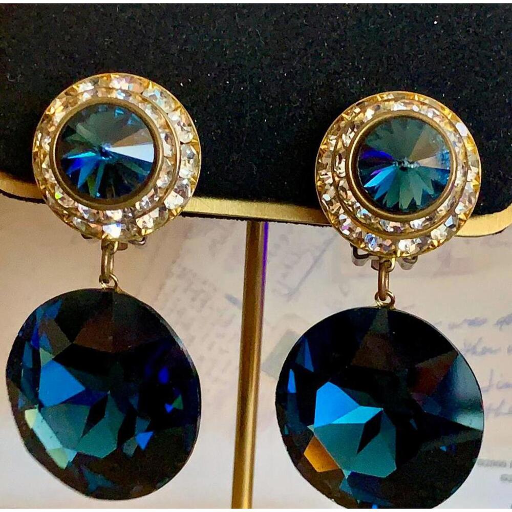Vintage Massive Sapphire Blue Crystal Drop Earrings Clear Rhinestone Clip-Ons - Picture 3 of 6